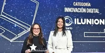 Recogida de premios ASTER ILUNION ESIC